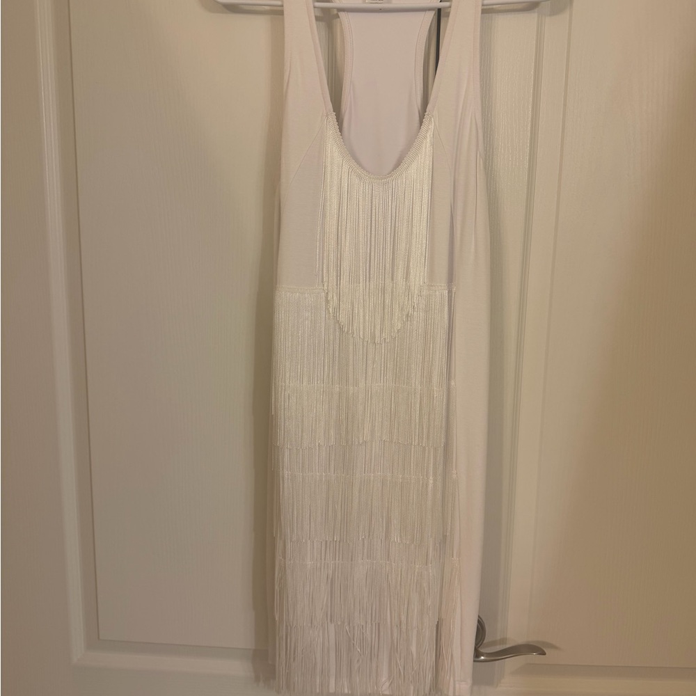 VENUS Elegant White Fringe Mini sleeveless Dress